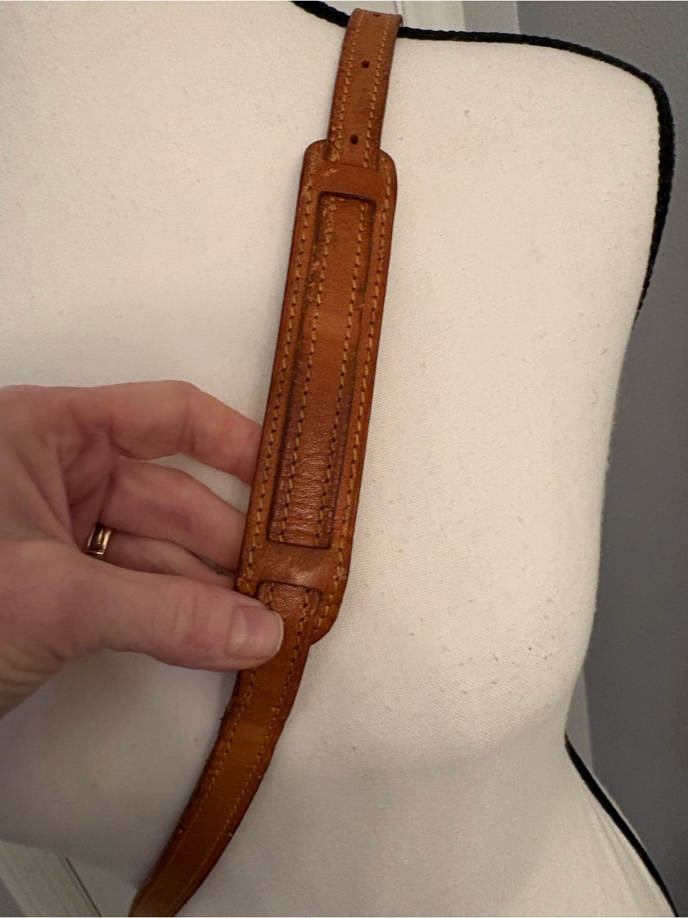 Louis Vuitton Monogram vintage Half-Moon Crossbody Bag in Brown and Tan - Picture 8 of 16
